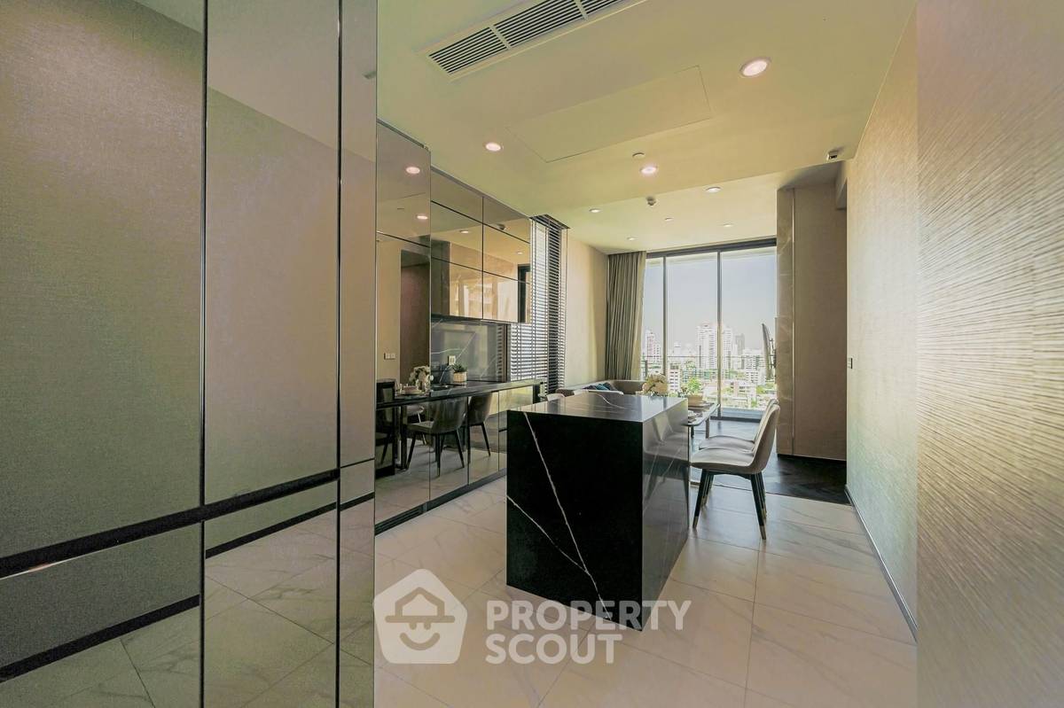 picture 70m To BTS Thong Lor | 2-BR At The Esse Sukhumvit 36 (ID 2509992) - 2/30