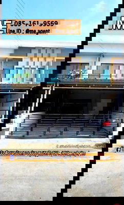 Townhouses for rent : Foe Rent Townhouse The Connect Pattanakarn 44 fully furnished. Near Ekkamai, Thonglor, and Sukhumvit. Call 064-954-9619 (RTF25-21)