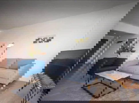 ชมดอยคอนโด (ตึกกลม)🏢✨ พร้อมเฟอร์นิเจอร์+เครื่องใช้ไฟฟ้า ให้เช่า 16,000 บาท/เดือน