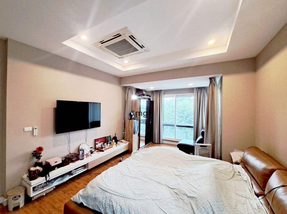 picture Single house for sale at The Grand Pinklao , Borommaratchachonnani Road. The atmosphere is peaceful and serene and house in good condition. - 7/9