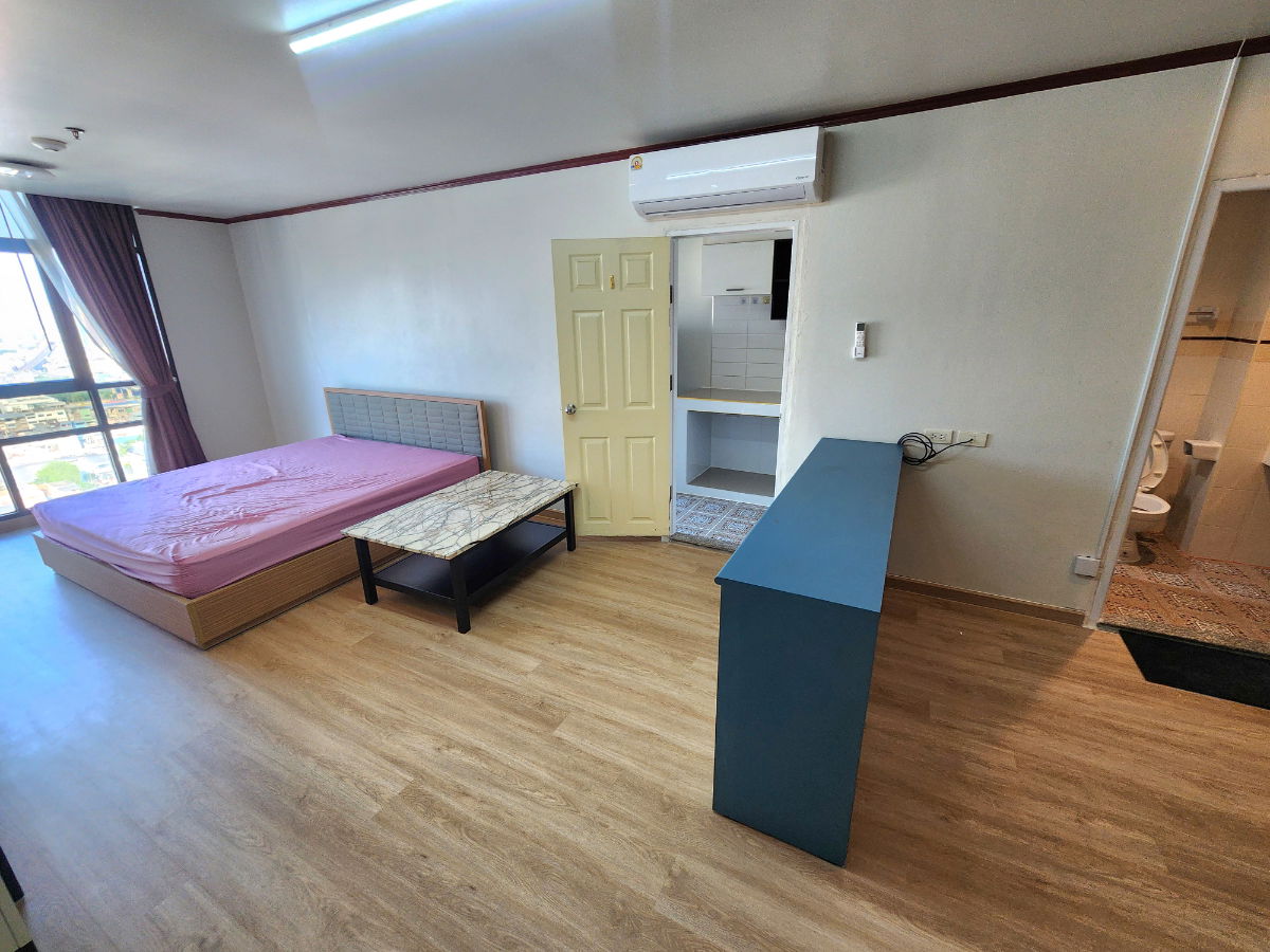 รูป สถานะตามภาพปก รีโรเวทใหม่**ห้องไม่ว่างนะครับผม ห้องหายาก เก๋าทำเล ทิศเหนือ** ให้เช่า ลุมพินี เพลส ปิ่นเกล้า 1 ห้องนอน ชั้นบนสุด 45 ตรม. **SN203.4 - รูปที่ 6/42