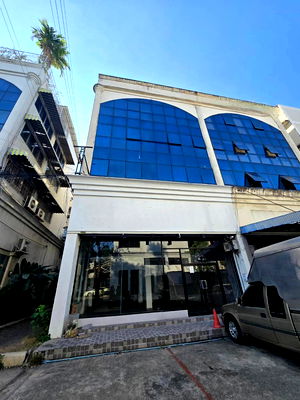 เช่าอาคารพาณิชย์ ถนนสุทธิสารวินิจฉัย : WS6292 🏣 ให้เช่าอาคาร ซอยอินทามระ 26 เหมาะทำออฟฟิศ / สำนักงาน จดทะเบียนบริษัทได้ ใกล้ MRT สุทธิสาร เพียง 50,000 บาท / เดือน