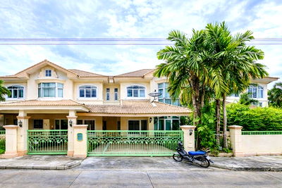 เช่าบ้านเดี่ยว รังสิต คลองสาม  : ลด25% ฟิวเจอร์พาร์ค รังสิต 3 กม. บ้านเดี่ยวหรู ให้เช่า ขนาดใหญ่ ฟังก์ชันครบ 4นอน 85ตรว. 285ตรม. 5น้ำ ดรีมเวิลด์ 4 กม.