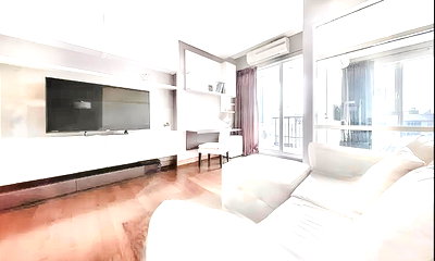 คอนโดให้เช่า : ว่างพร้อมอยู่! Ivy Thonglor. 1นอน 50ตร.ม. Line id: @pfagent