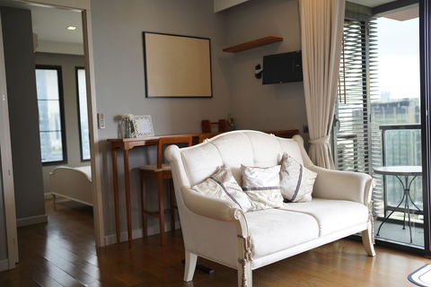 รูปภาพ M Phayathai【𝐑𝐄𝐍𝐓】🔥ห้องกระชับ แต่จัดฟังก์ชันได้ครบ ใช้ชีวิตได้คล่องตัว🔥 ติดต่อไลน์ไอดี: @hacondo