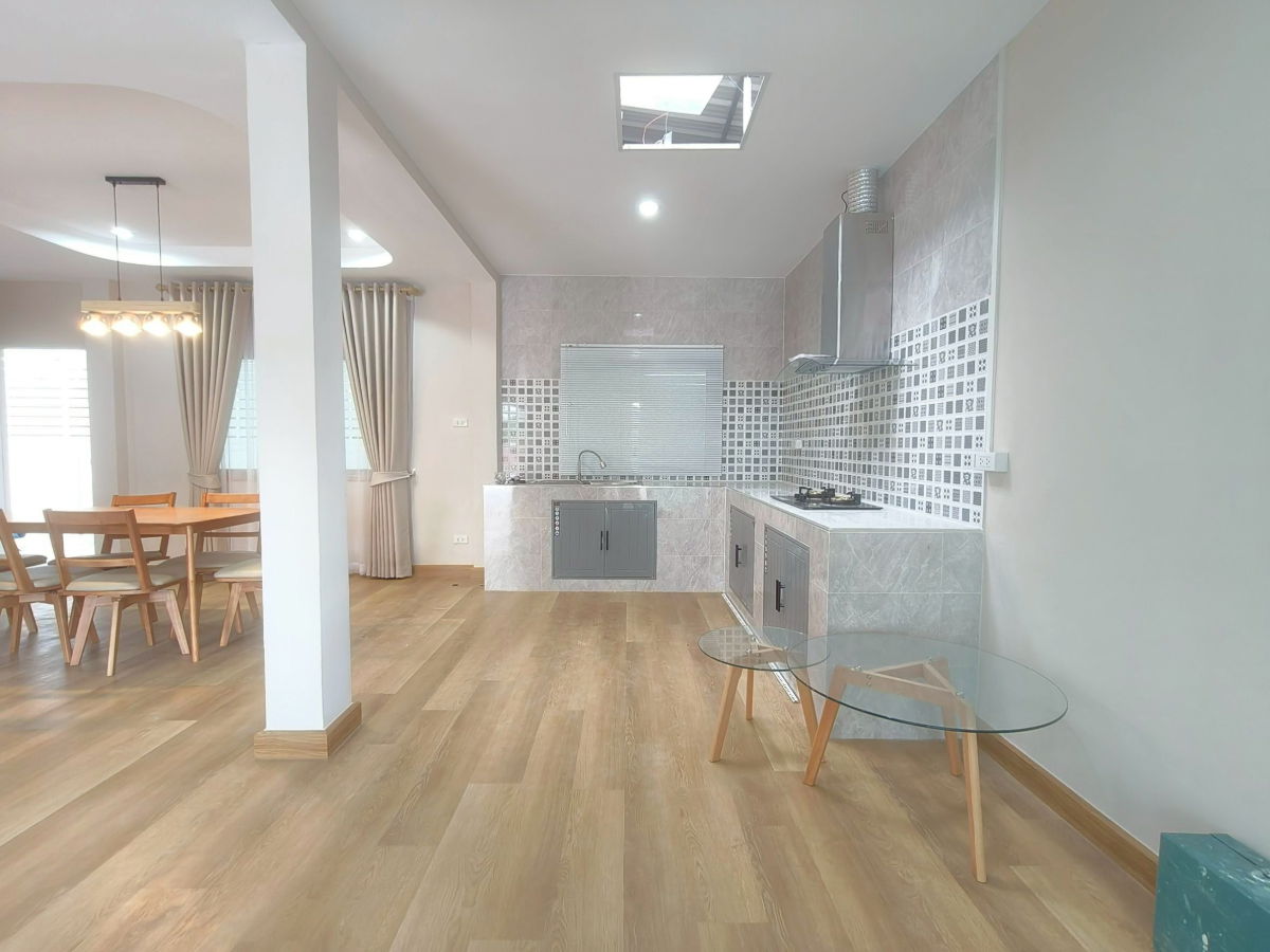 รูป บ้านเดี่ยว เนื้อที่ 64 ตรว. แถม.คาเฟ่ 1 หลัง 4 ห้องนอน มีห้องนอนชั้นล่าง โซนมีนบุรี คลองสามวา นิมิตใหม่ นัดชมบ้าน 085-318-6868 คุณวา - รูปที่ 11/33