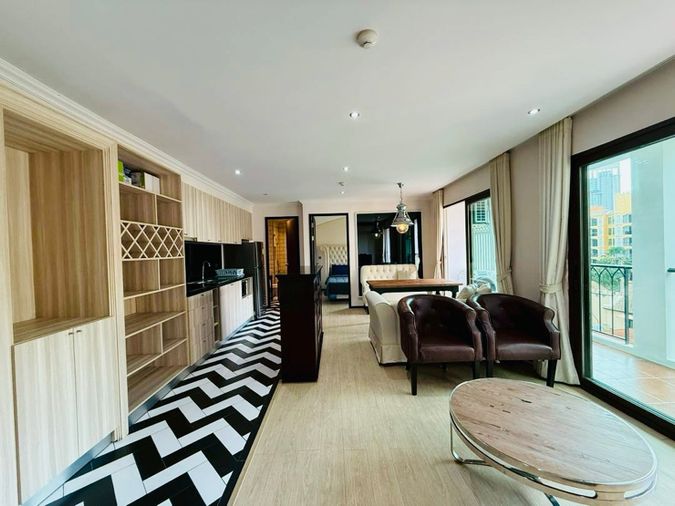 เวเนเชี่ยน คอนโด รีสอร์ท ที่ตั้ง: จอมเทียน