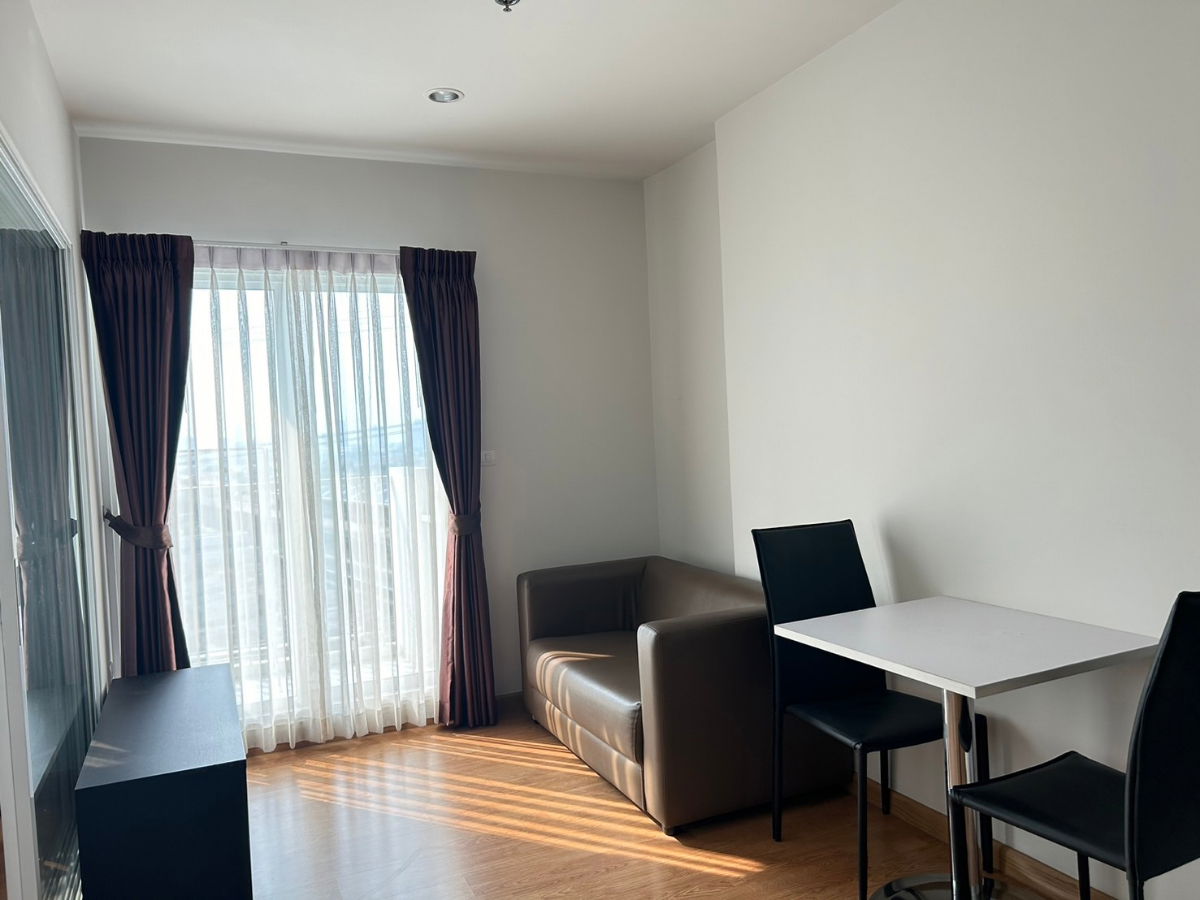 รูป 1 นอน 1 น้ำ ให้เช่าคอนโด พาร์คแลนด์ @ วงศ์สว่าง พร้อมเฟอร์นิเจอร์และเครื่องใช้ไฟฟ้า - รูปที่ 4/10