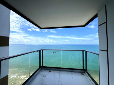 ขายคอนโด : Copacabana Jomtien Condo  Ultra Luxury 2 Bed Sky Residence