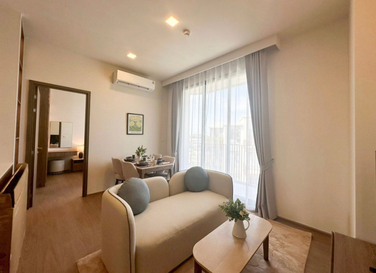 Brand new condominium Two-Bedroom pool view for rental near Bangtao Beach and boat avenue, Phuket