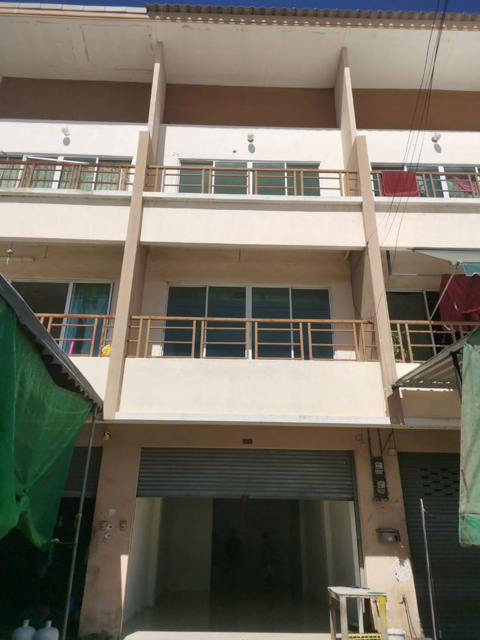 รูป ให้เช่าอาคารพาณิชย์ 3 ชั้น เดือนละ 10,000 บ. - รูปที่ 1/11