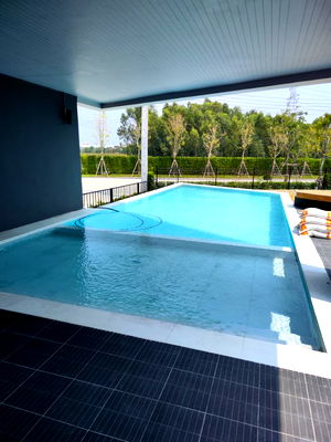 Townhouses for sale Bang Pa-In Phra Nakhon Sri Ayutthaya : Sell Town Home in front of Hitech Ayutthaya 