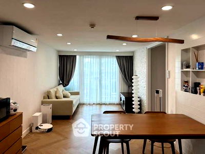 เช่าคอนโด ถนนจันทน์ : คอนโด 2-ห้องนอน ที่ บ้านสิริสาทร สวนพลู คอนโดมิเนียม ใกล้ ถนนนราธิวาสราชนครินทร์ (ID 2400594)