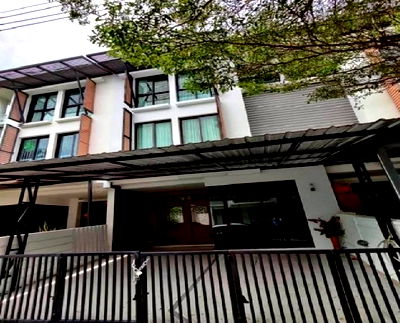 ทาวน์โฮมให้เช่า : ให้เช่าทาวน์โฮม 3 ชั้น หมู่บ้าน อารียา แมนดารีน่า สุขุมวิท 77 ซอยอ่อนนุช 39 ริมถนนอ่อนนุช  เฟอร์นิเจอร์ครบ อยู่อาศัย หรือ Home Office 