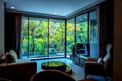 Condos for rent : Spacious 2-bedroom, 2-bathroom unit featuring a garden-view balcony, offering a calm and private atmosphere.