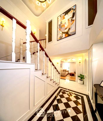 ขายคอนโด : คอนโด 4-ห้องนอน ที่ ศุภาลัย เพลส สุขุมวิท 39 ใกล้ BTS พร้อมพงษ์ (ID 2520206)