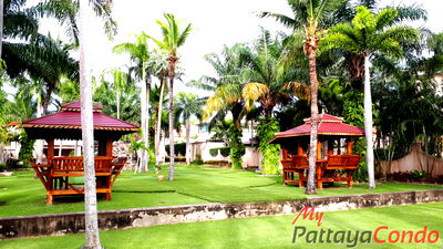 Houses for sale Bang Lamung Chonburi : Company Name - 4 Bedrooms Pool Villa for sale in Santa Maria Village HESM05