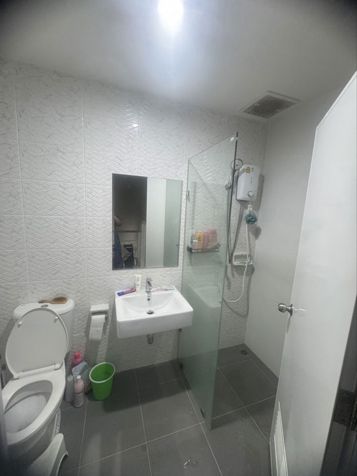 picture Townhome for rent in Phra Samut Chedi, The Miracle Pracha Uthit 90, 145 sq m usable area, 21.4 sq wa land size. - 12/12