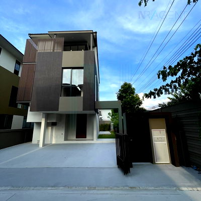 Houses for sale Pak Kret Nonthaburi : For Sell House HAUS VILLA RATCHAPRUEK 3-story 3 bedroom 5 bathroom