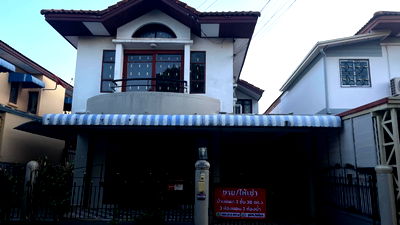 เช่าบ้านแฝด รังสิต คลองสี่ : 🏡 บ้านเช่า ศุภาลัยบุรี คลองสี่ (ใกล้ ร.ร.สวนกุหลาบ) พร้อมอยู่‼️ บ้านแฝด 2 ชั้น เลขที่ 2/236 ซ.10. ให้เช่า: 8,500 บาท