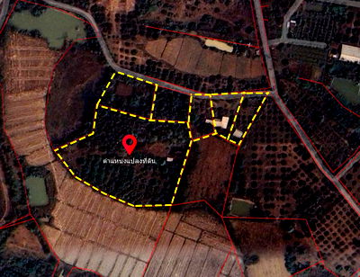 Land for sale Chiang Rai : Urgent! Golden Opportunity in a Prime Location! 13 Rai of Land in 5 Plots with 4 Buildings in the Heart of Chiang Rai City