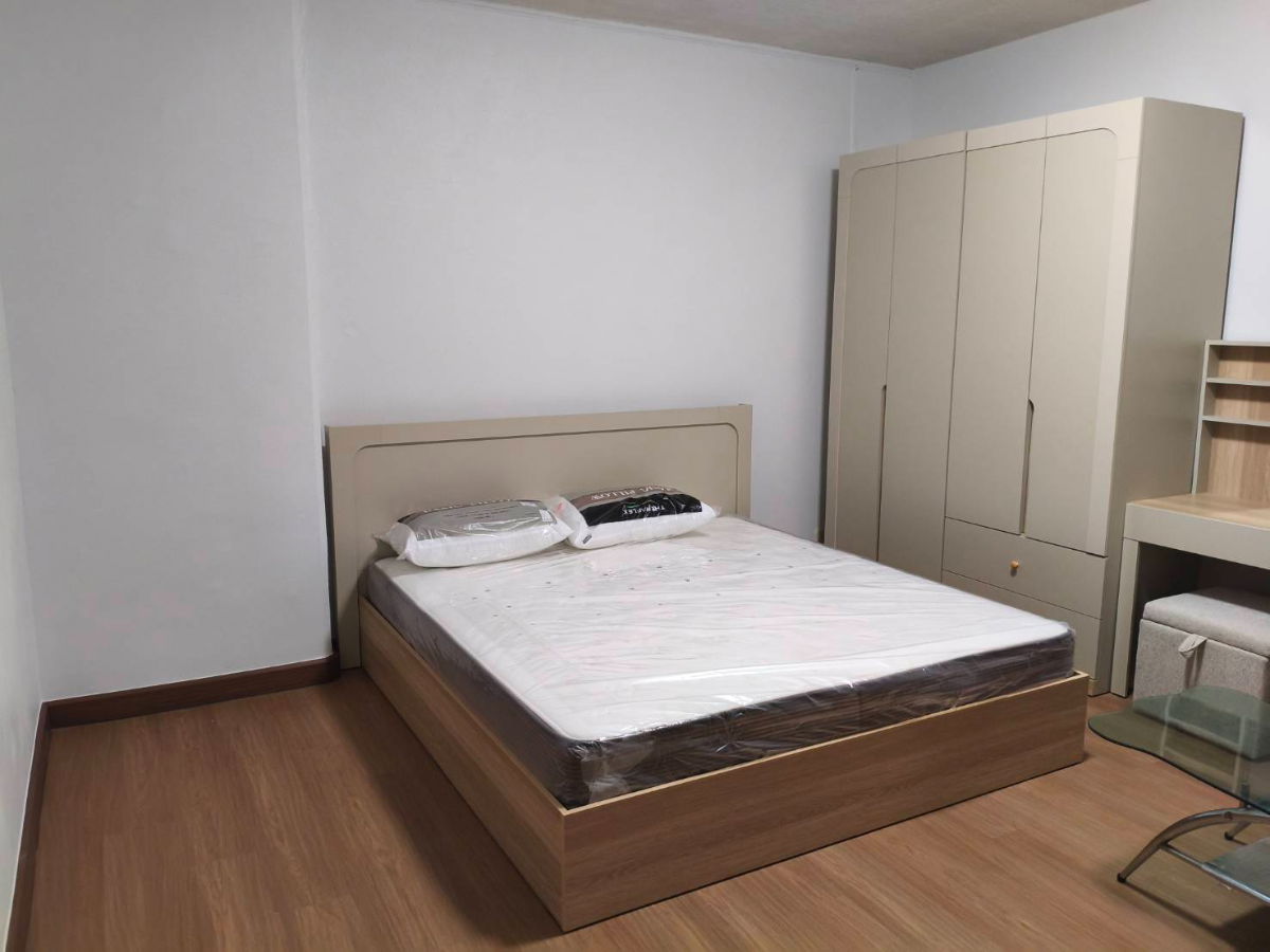 picture For rent, Chokchai Ruammit, 7th floor. - 8/10