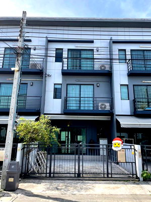 ทาวน์โฮมให้เช่า : 🏡 ให้เช่าทาวน์โฮม 3 ชั้น บ้านกลางเมือง พระราม 9–อ่อนนุช 3 ห้องนอน 3 ห้องน้ำ ทำเลดี เดินทางสะดวก ใกล้เมือง เฟอร์ครบ พร้อมเข้าอยู่ทันที