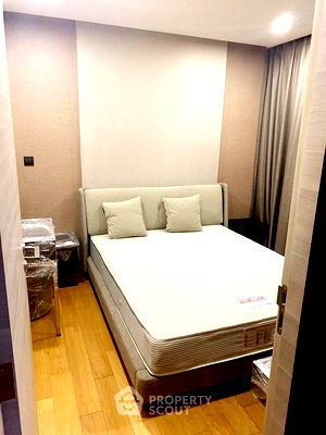 Condos for rent : 2-BR Condo at Klass Langsuan near BTS Chit Lom (ID 894086)