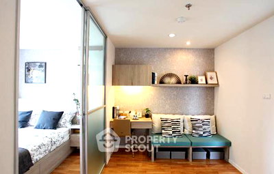 Condos for sale Phutthamonthon Sai 2 Road  : 1-BR Condo at Lumpini Park Phetkasem 98 in Bang Khae Nuea (ID 2520416)