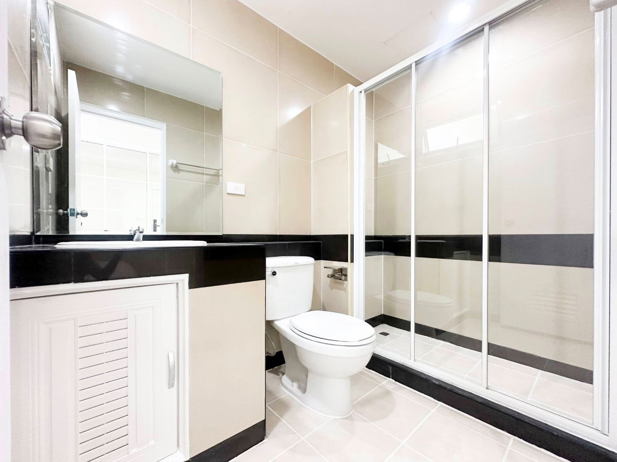 picture ST0074 | For Sale: J.W. Suite Chokchai 4 (Pet-Friendly) 🔥 Only 1.39 million baht - 11/13