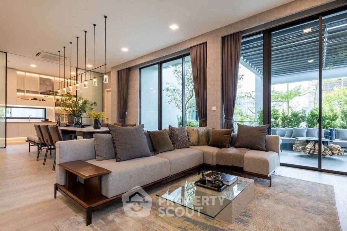 รูป บ้าน 4-ห้องนอน ที่ วีเว่ กรุงเทพกรีฑา ใกล้ กรุงเทพกรีฑา (ID 2520233) - รูปที่ 4/20