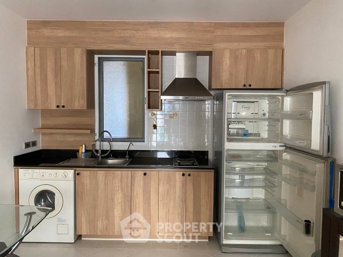รูป คอนโด 1-ห้องนอน ที่ บ้านสิริ สีลม คอนโดมิเนียม ใกล้ BTS สุรศักดิ์ (ID 635537) - รูปที่ 2/6