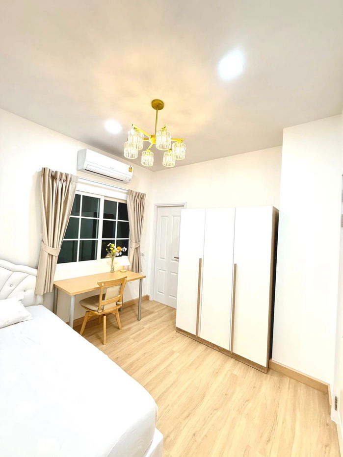 รูป ให้เช่า บ้านแฝด 2 ชั้น พร้อมอยู่ โครงการ Golden Neo Sukhumvit–Lasalle สุขุมวิท 113 - รูปที่ 9/23