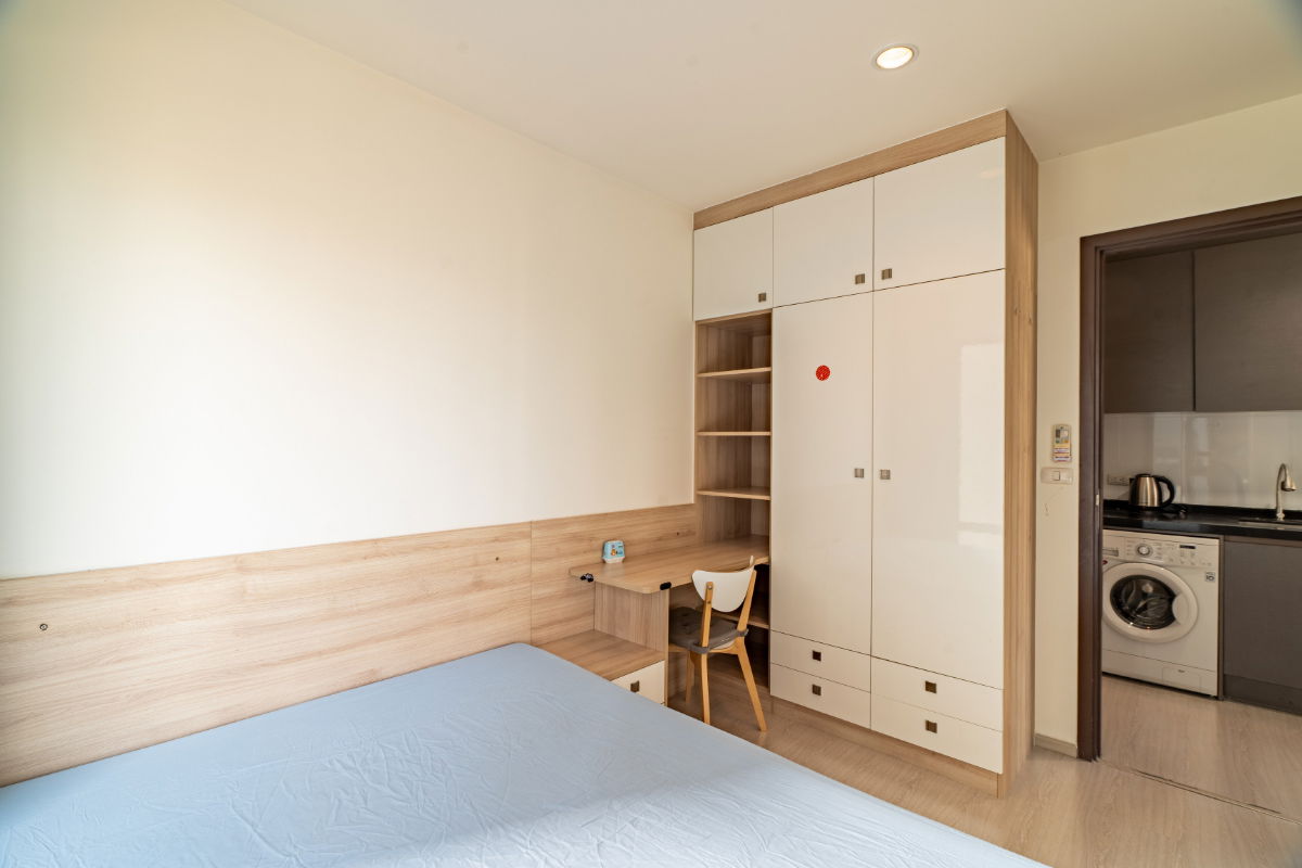 picture 2BR condo in Bangkok CBD Living | Steps from MRT Phra Ram 9 | Price Reduced 790K - U647642 - 16/19