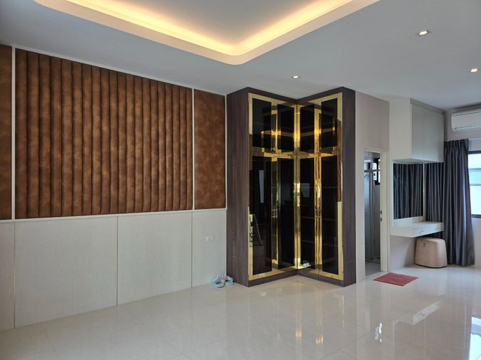2-bed home office for rent, 172 sqm, 32.5 sq wah, DISTRICT Ekkamai - Ramintra