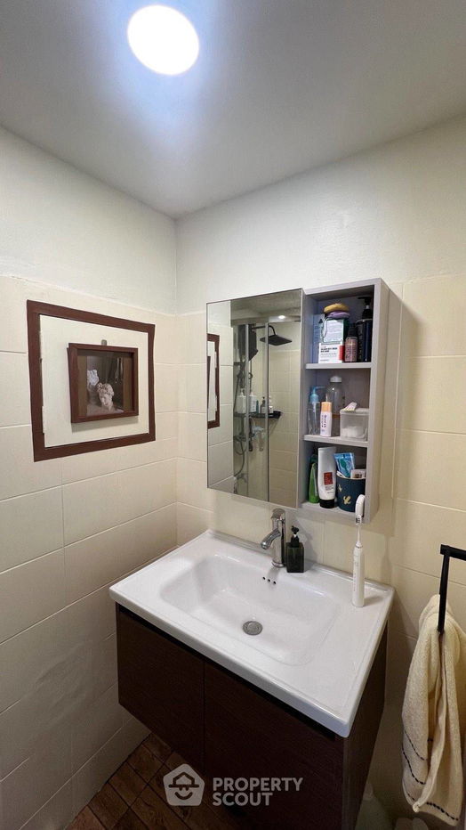 รูป คอนโด สตูดิโอ ที่ แฟมิลี่ คอมเพล็กซ์ ใกล้ BTS สะพานควาย (ID 2521662) - รูปที่ 9/9