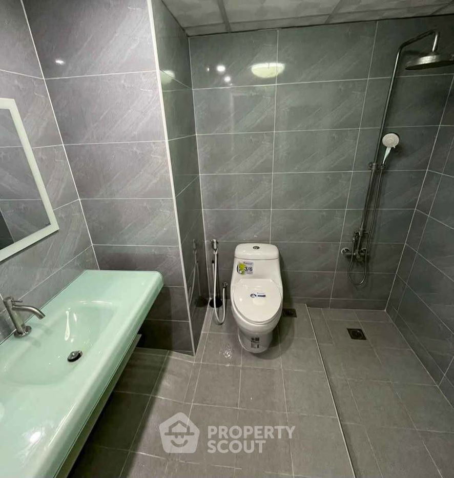 รูป คอนโด 1-ห้องนอน ที่ สีลม สวีท คอนโดมิเนียม ใกล้ BTS เซนต์หลุยส์ (ID 2522906) - รูปที่ 6/6