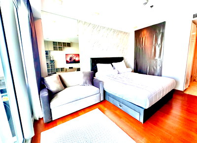 Condos for sale : FQ🗺️KT0102📲LineID @556ryccg🏄‍♂️Studio 33sqm Bld. B Floor13🏖️Fully furnished🌴The Palm Wongamat Beach Pattaya