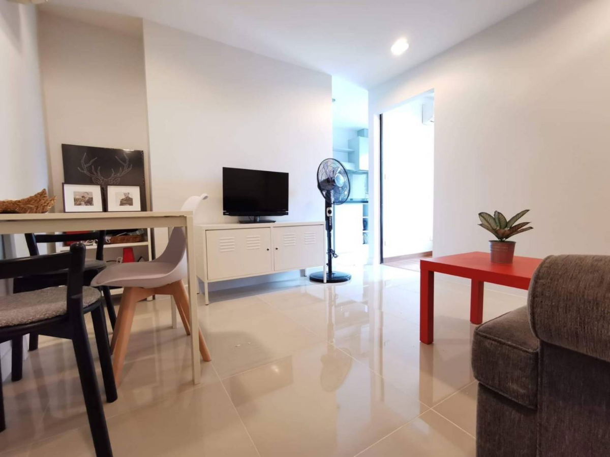 picture Room for rent @ Zenith42, 1 Bed - 3/6