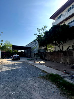 Factory for rent Bangkok : Warehouse & Storage Space for Rent – Phutthabucha 39 (930 sq.m.)