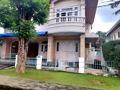 Houses for rent Pantip Plaza Ngamwongwan : FOR RENT  HOUSE PROPERTY  30000 BAHT per MONTH