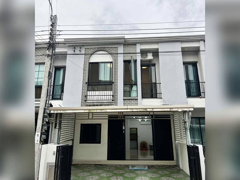 ขายทาวน์โฮม : ทาวน์เฮ้าส์ 2 ชั้น ทำเลสุขสวัสดิ์–ประชาอุทิศ ใกล้ รพ.–ตลาด ครบ | 3 นอน ราคา 2.5 ล้าน