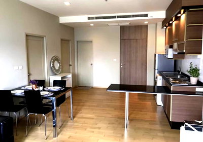 Condos for rent : Noble                           Reveal 