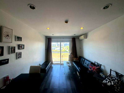 Condos for sale Jomtien Sai 2 : Park Lane Jomtien Condo for Sale