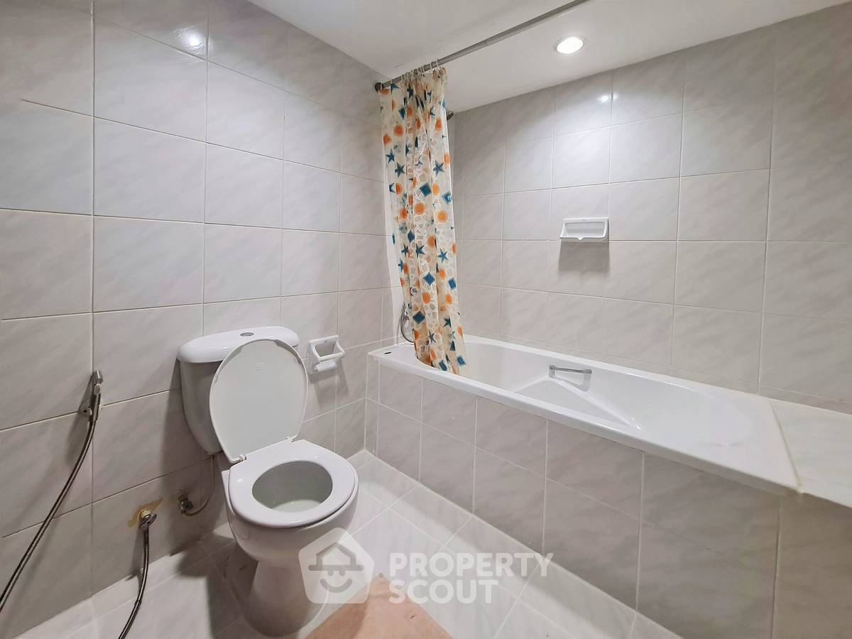 รูป คอนโด 2-ห้องนอน ที่ ออมนิ ทาวเวอร์ ใกล้ BTS นานา (ID 2415105) - รูปที่ 5/18