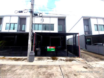Townhouses for sale Suwannaphum International Airport : TOWN_HOUSE for sale  Khlong Song Ton Nun Lat Krabang Bangkok