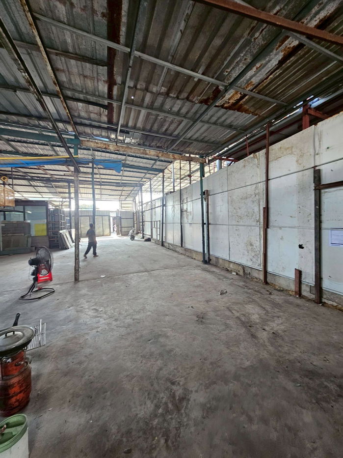 รูป ปล่อยเช่า โกดัง ทำเล สะแกงาม พระรามสอง ที่ดิน 90วา ติดต่อสอบถามที่ LINE OA : @313fajed - รูปที่ 5/9