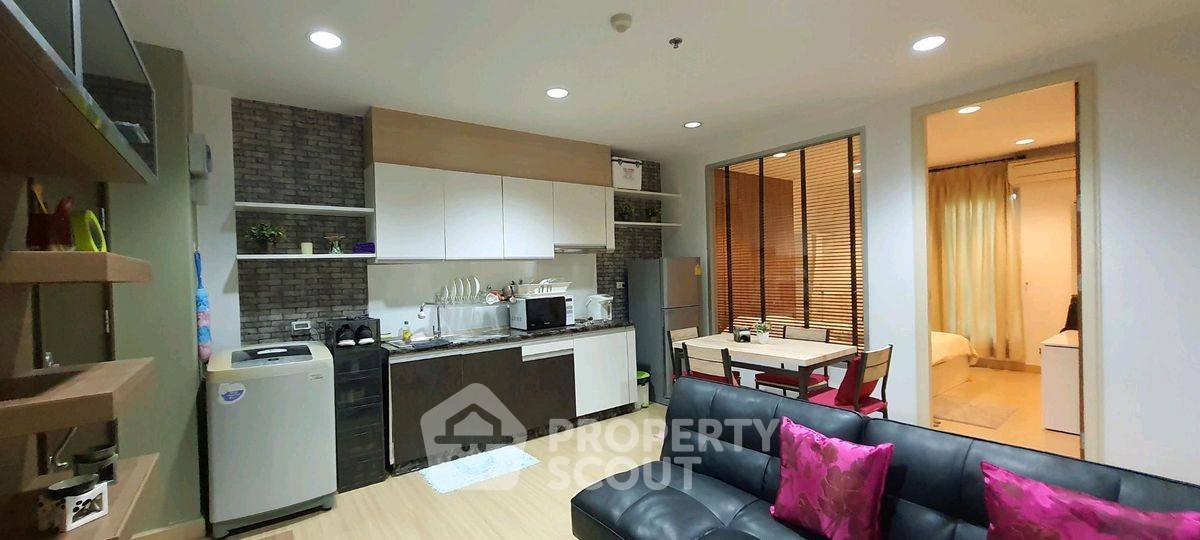 รูป คอนโด 2-ห้องนอน ที่ เดอะ พาร์คแลนด์ ศรีนครินทร์ ใน สำโรงเหนือ (ID 2333794) - รูปที่ 3/14