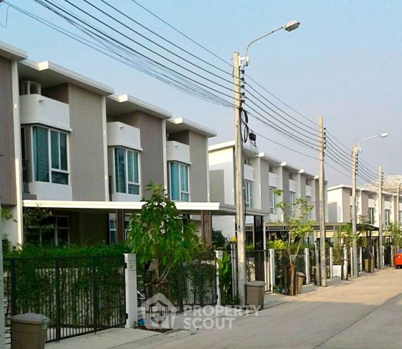 Townhouses for sale : 2-BR Townhouse at Citysense Rama 2 - Thakham in Tha Kham (ID 2520030)