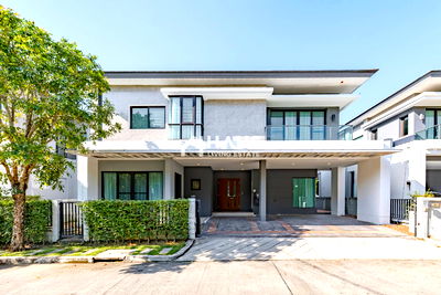 Houses for sale Ratchaphuek - Nonthaburi : The City Maha Chesadabodindranusorn Bridge / 4 Bedrooms #HRM5030